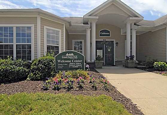 Grand Pointe Park Apartments Poughkeepsie NY 12603