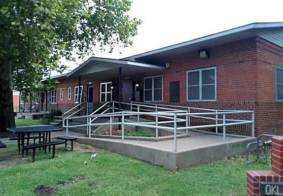 Will Rogers Courts Apartments Oklahoma City OK 73108