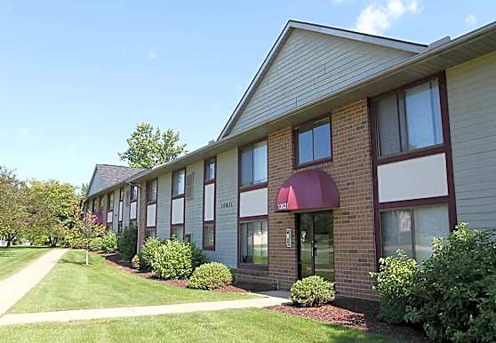Ravenna Woods Apartments Twinsburg Oh 44087