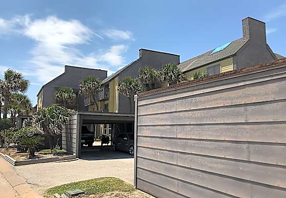 The Seasons Apartments Galveston Tx 77551