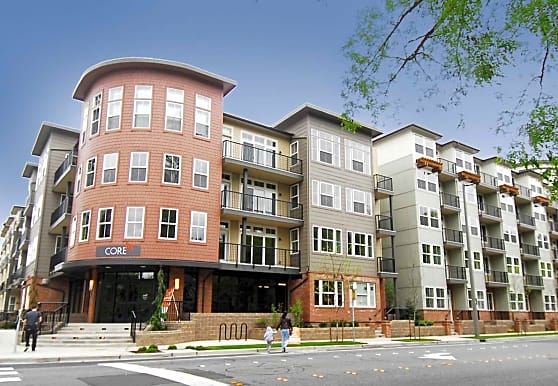Simple Apartments Near Renton Transit Center for Large Space