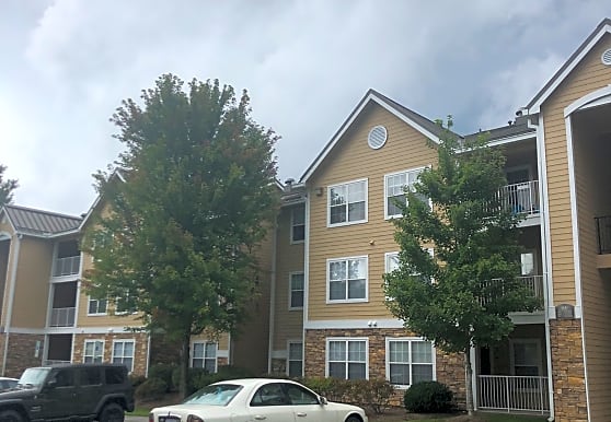 University Highlands Student Apartments - Boone, NC 28607