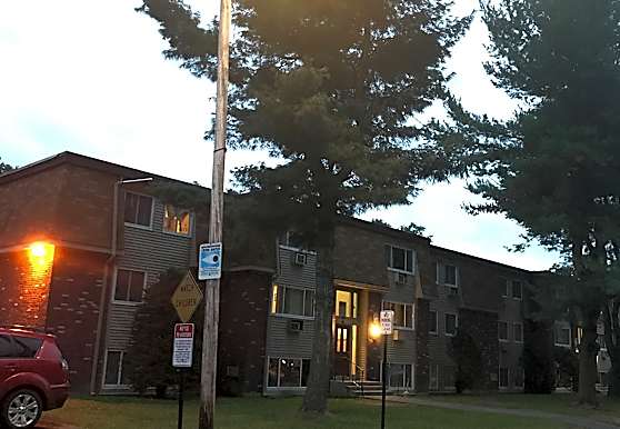 Rutland Manor Apartments - Dover, NH 03820