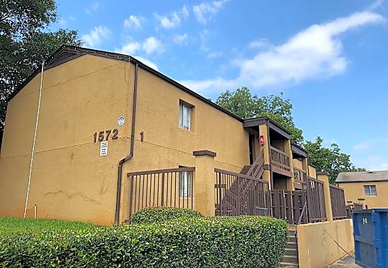 Edgewood Court Apartments Atlanta GA 30307