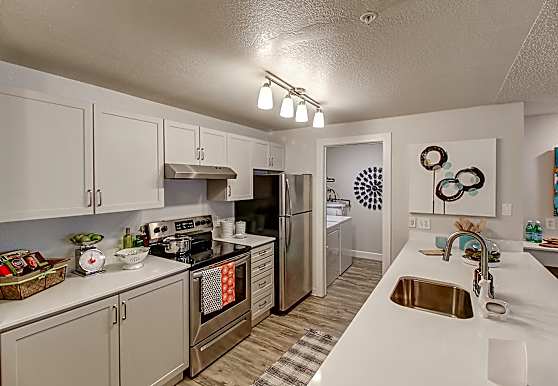 Alaire Apartment Homes - Renton, WA 98057