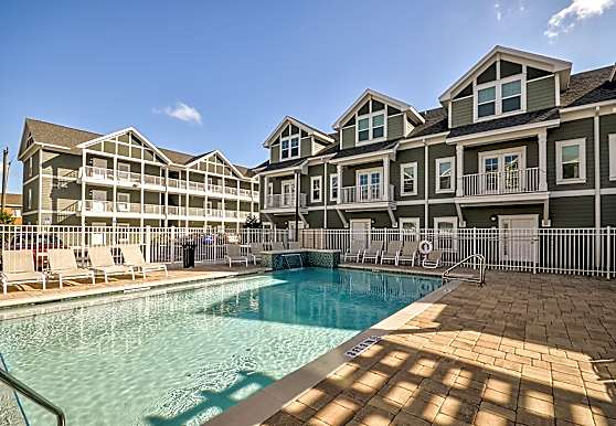 Melbourne Commons Student Per Bed Lease Apartments Melbourne Fl 32901