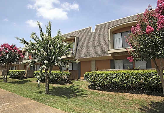 Greentree Apartments - Mobile, AL 36608