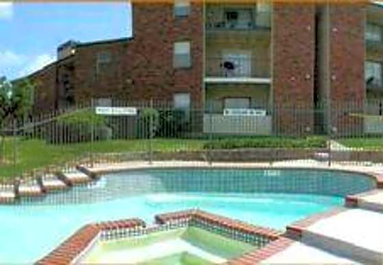 Sugar Creek Apartments Grand Prairie Tx 75050