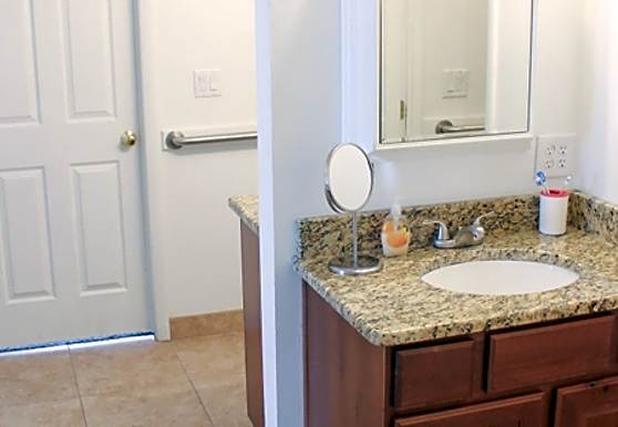 Red Mountain Student Living Apartments Saint George Ut 84770