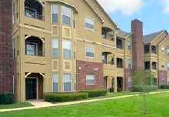 Oxford At Iron Horse Apartments North Richland Hills Tx 76180
