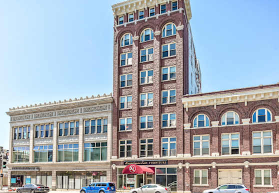 Kunzelmann Esser Lofts Apartments Milwaukee Wi 53204 [ 386 x 558 Pixel ]