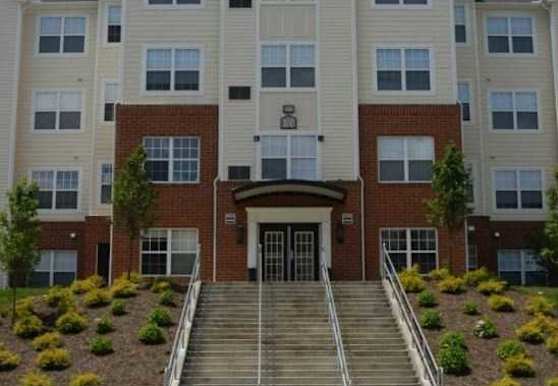 University Courtyard Youngstown - 