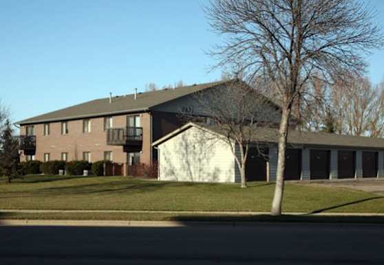 M&I Apartments - Aberdeen, SD 57401