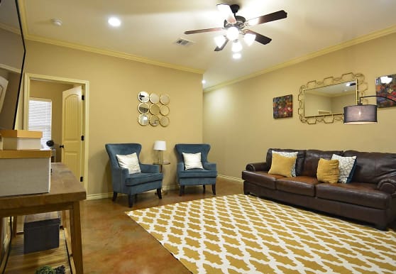 The Barracks Townhomes Apartments College Station, TX 77845