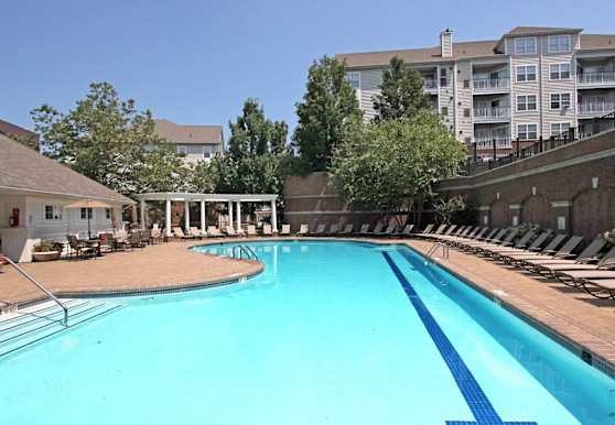 The Point At Fort Lee Apartments Fort Lee Nj 07024