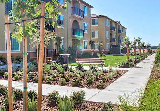 Campus Oaks Apartments Roseville Ca 95747