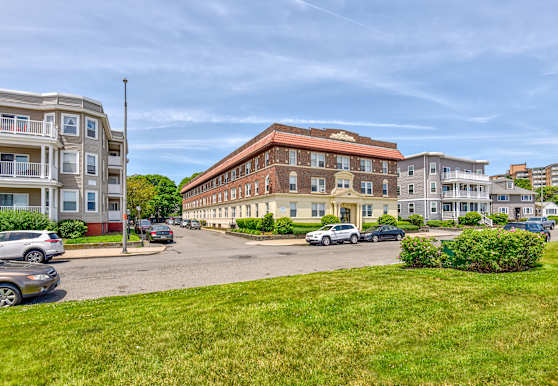 17 Beach Road Apartments Lynn Ma 01902