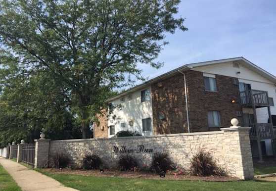 Willow Run Of Crest Hill Apartments Crest Hill Il 60403