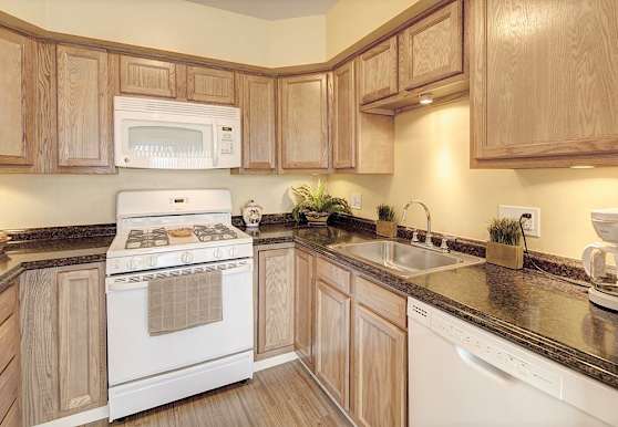 Legacy Bay Townhomes Apartments Binghamton Ny 13905