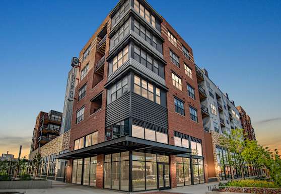 Synergy At Mayfair Collection Apartments Wauwatosa Wi 53222