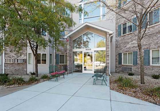 Creekside Commons Apartments Senior Housing Prior Lake Mn 55372