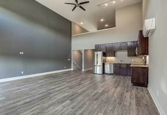 Parkside Lofts Apartments Birmingham Mi 48009