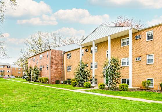 Modern Apartments 19007 with Best Design