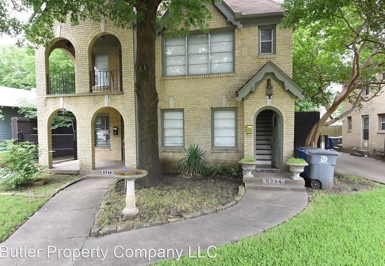  Apartments On Goliad for Large Space