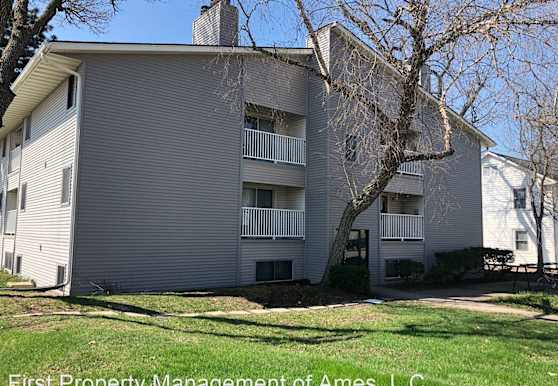 1006 Lincoln Way Apartments Ames Ia 50010
