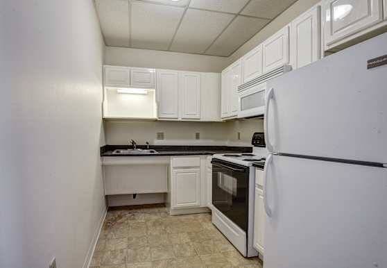 Grand Prix Apartments East Hartford Ct 06108