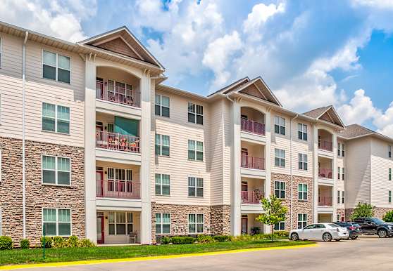 Vanguard Crossing Apartments Saint Louis Mo 63124
