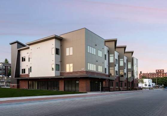 501 Brady Apartments Davenport Ia 52801