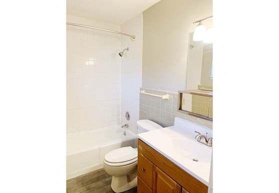 Oak Creek Apartments Bellevue Ne 68005