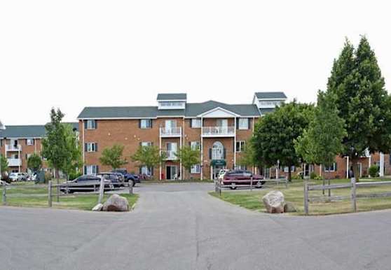 Colonial Court Apartments Pulaski Wi 54162