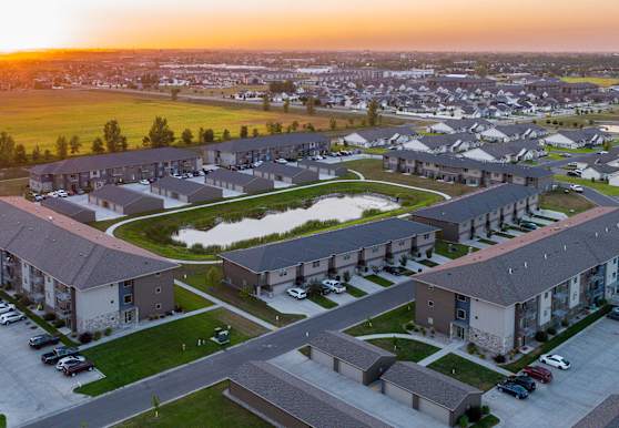 Cottage Grove Apartments Townhomes Grand Forks Nd 58201
