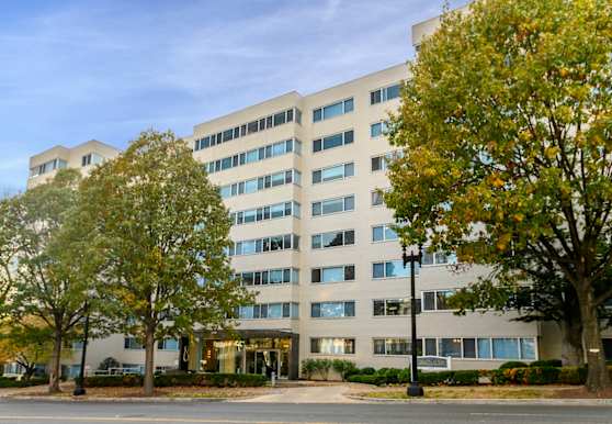 Carillon House Apartments Washington Dc 20007
