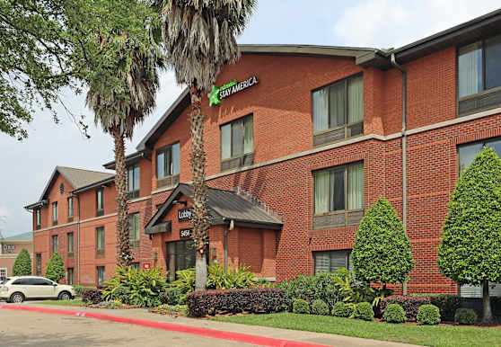 Furnished Studio Houston Northwest Apartments