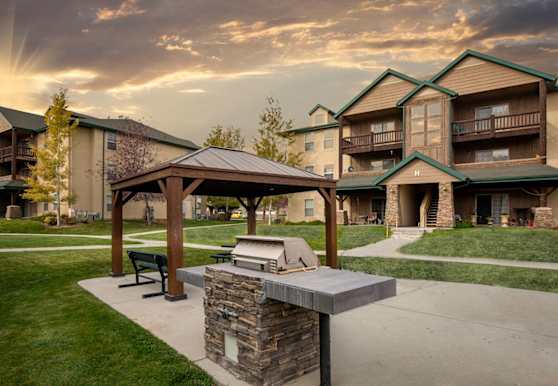 Sunset Ridge Apartments - West Jordan, UT 84081