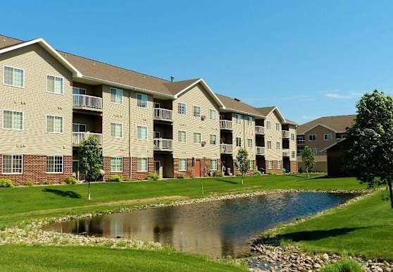 Cpm Moorhead Apartments Moorhead Mn 56560