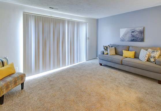Country Lake Townhomes Apartments Indianapolis In 46229