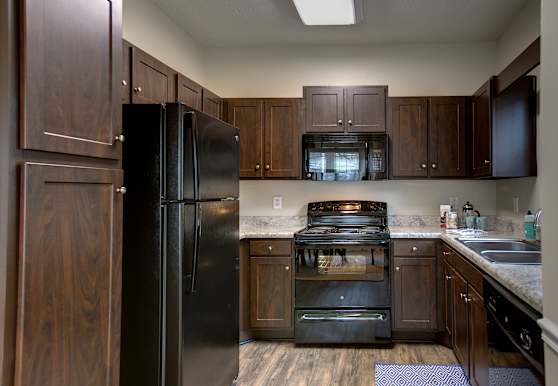 Crowne Oaks Apartments Winston Salem Nc 27106