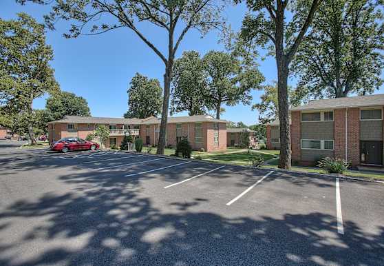 Sdk Greenbrook Gardens Apartments North Plainfield Nj 07060