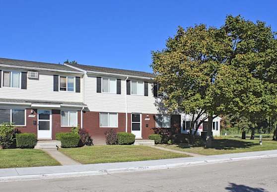 The Courtyards The Springs Apartments Taylor Mi 48180