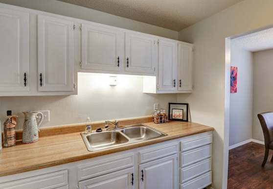 Diamond Valley Apartment Homes Evansville In 47710