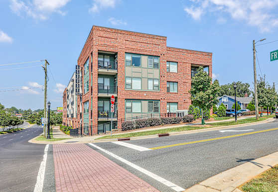 Modern Asbury Apartments Charlotte 