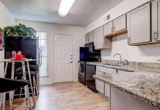 Hillburn Hills Apartments Dallas Tx 75227