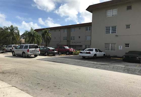 Jade Lynn Apartments Hollywood Fl 33020
