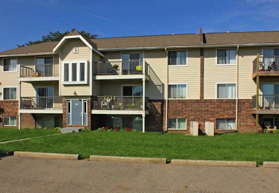Devonshire On Canal Apartments Lansing Mi 48917
