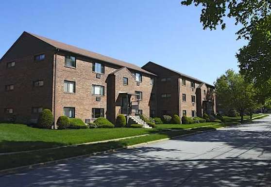 Charlesbank Garden Apartments Waltham Ma 02453
