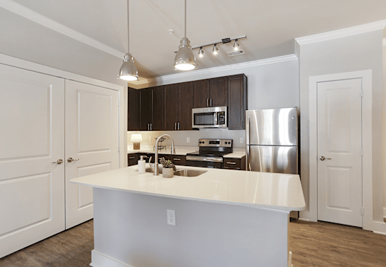 Creekside Crossing Apartments Walker, LA 70785